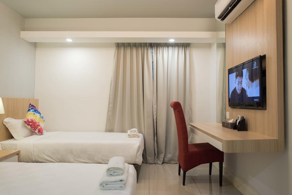 Mornington Hotel Waterfront Lumut Exterior foto